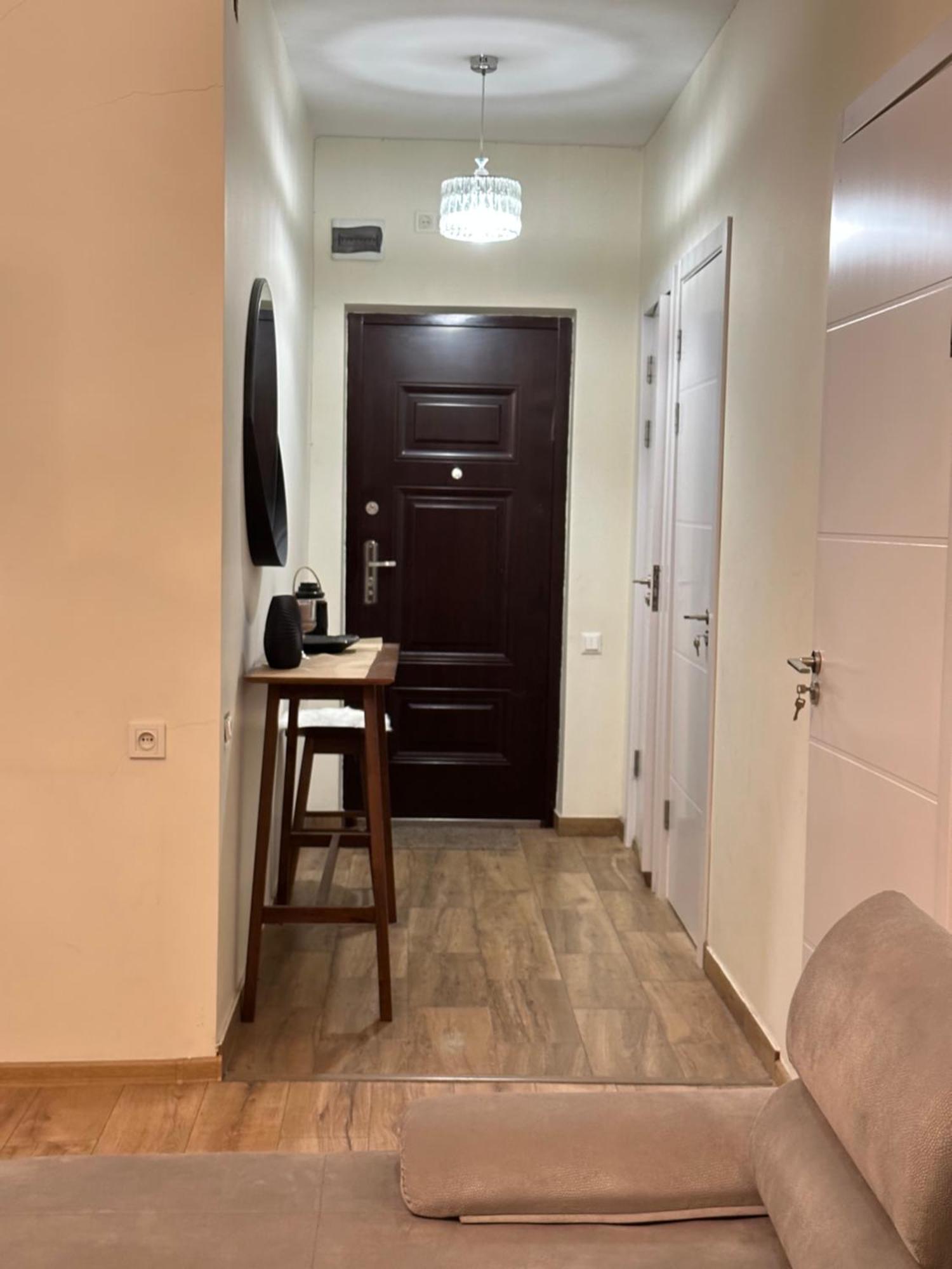 Appartamento Tamo Batumi Esterno foto